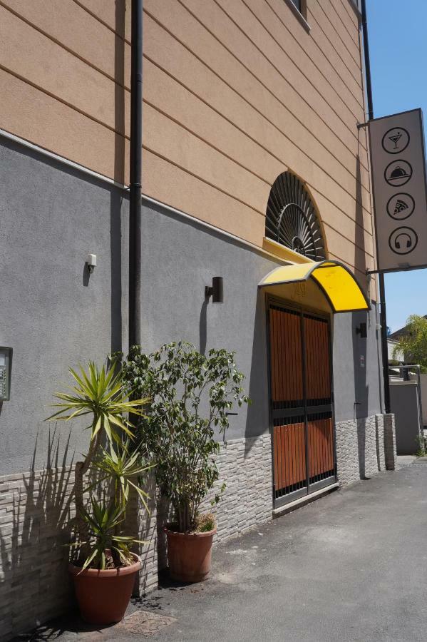 Uloft Apartment Palermo Exteriör bild